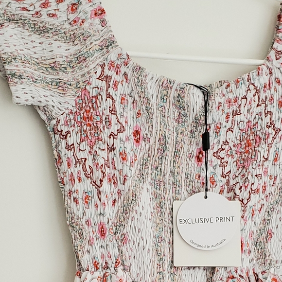 Ebby and I floral dress - Picture 4 of 6